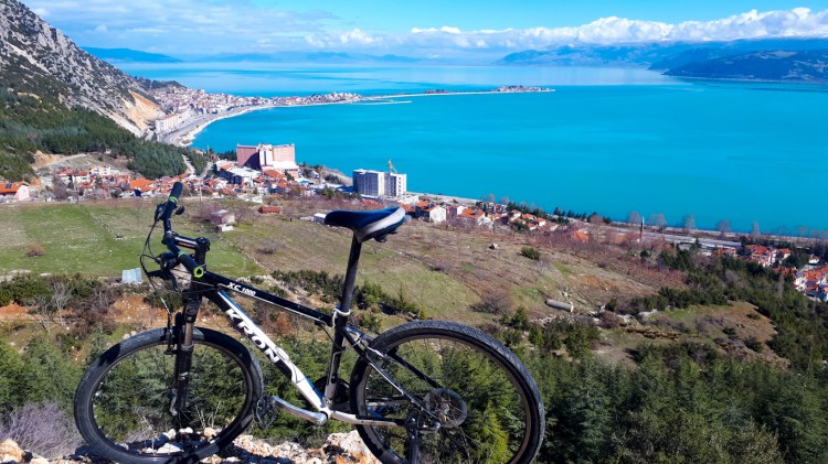 Bike tours Egirdir